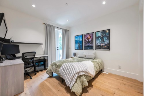 1038 Stevens Street, White Rock, BC 