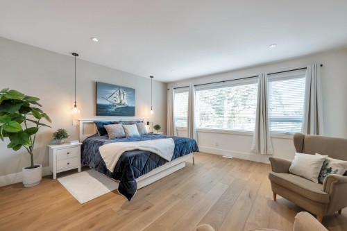 1038 Stevens Street, White Rock, BC 