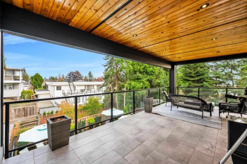 1038 Stevens Street, White Rock, BC 