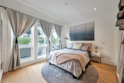 1038 Stevens Street, White Rock, BC 