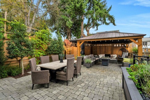 1038 Stevens Street, White Rock, BC 