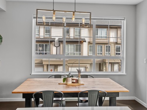 25-19505 68A Avenue, Surrey, BC 