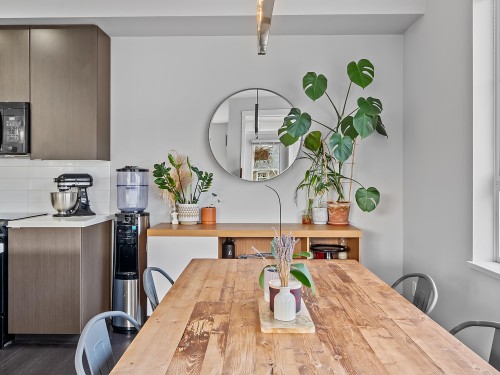 25-19505 68A Avenue, Surrey, BC 