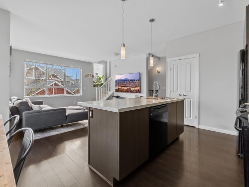 25-19505 68A Avenue, Surrey, BC 