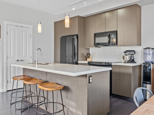 25-19505 68A Avenue, Surrey, BC 