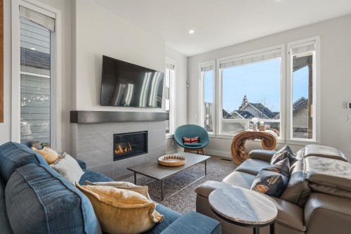 2107 165B Street, Surrey, BC 