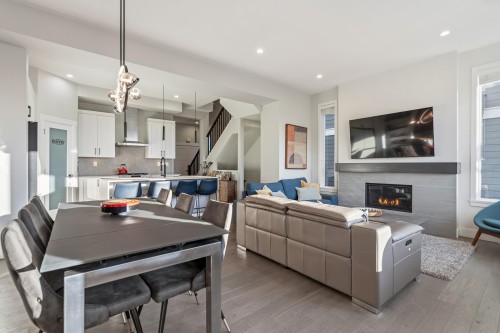 2107 165B Street, Surrey, BC 