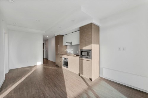 1212-13615 Fraser Highway, Surrey, BC 