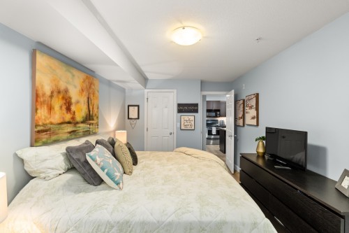 204-5454 198 Street, Langley, BC 