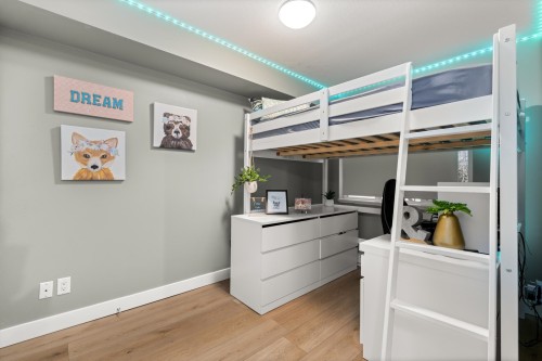 204-5454 198 Street, Langley, BC 