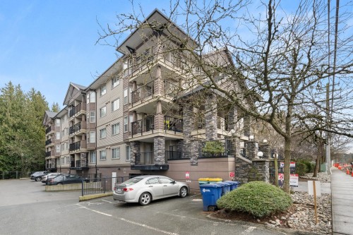 204-5454 198 Street, Langley, BC 