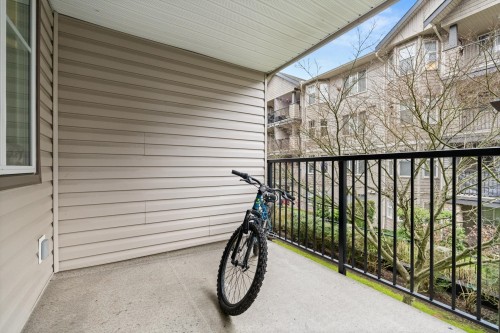 204-5454 198 Street, Langley, BC 