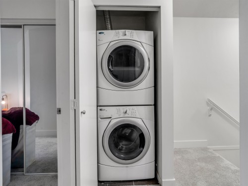 146-6299 144 Street, Surrey, BC 