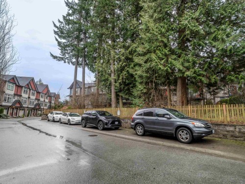 146-6299 144 Street, Surrey, BC 