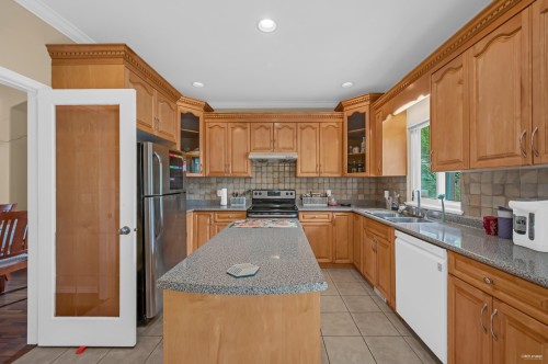 15438 112 Avenue, Surrey, BC 