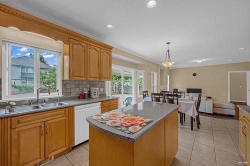 15438 112 Avenue, Surrey, BC 