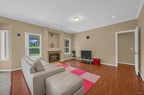 15438 112 Avenue, Surrey, BC 