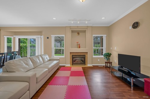 15438 112 Avenue, Surrey, BC 