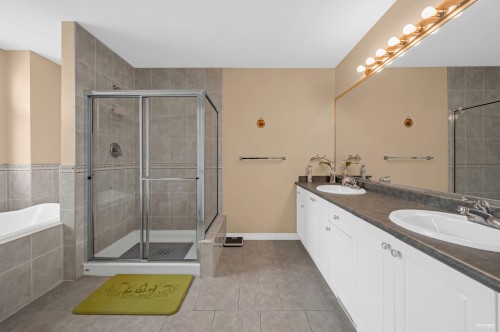 15438 112 Avenue, Surrey, BC 