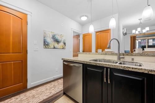 109-2860 Trethewey Street, Abbotsford, BC 