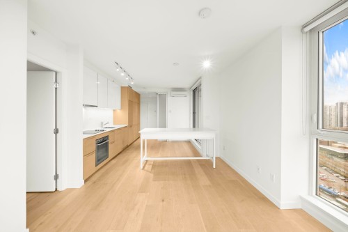 2102-13438 Central Avenue, Surrey, BC 