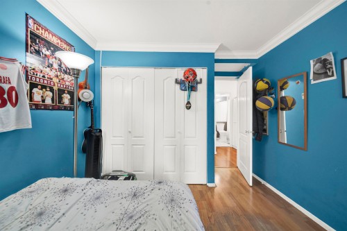 215-9626 148 Street, Surrey, BC 