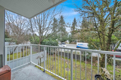 215-9626 148 Street, Surrey, BC 