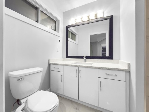 15335 111 Avenue, Surrey, BC 