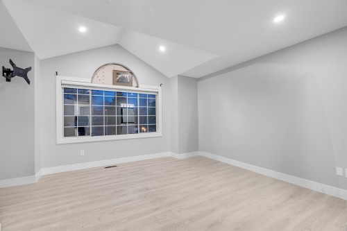 15335 111 Avenue, Surrey, BC 