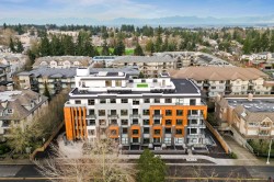 15353 17th Avenue  Surrey, BC V4A 1T8