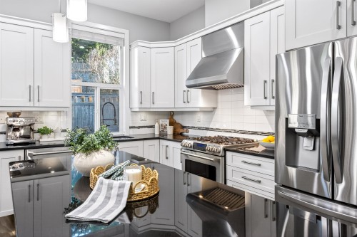 16088 28B Avenue, Surrey, BC 