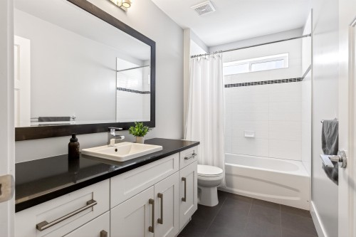 16088 28B Avenue, Surrey, BC 