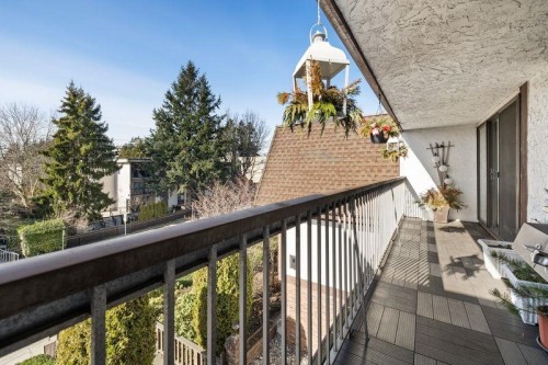 309-1444 Martin Street, White Rock, BC 