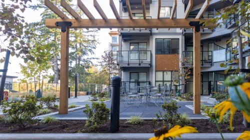 204-13458 95 Avenue, Surrey, BC 