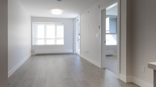 204-13458 95 Avenue, Surrey, BC 