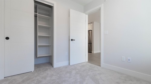 204-13458 95 Avenue, Surrey, BC 