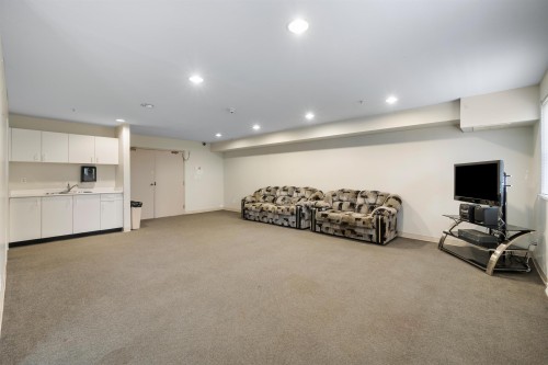 401-10533 University Drive, Surrey, BC 