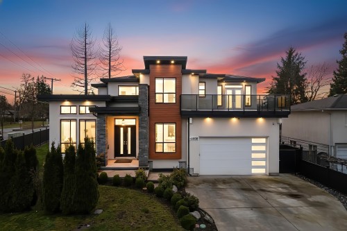 11586 84b Avenue  Delta, BC V4C 2T6