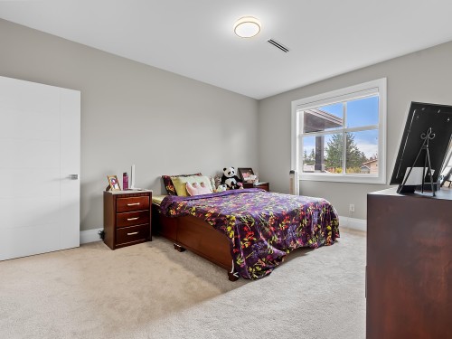 11586 84B Avenue, Delta, BC - Indoor Photo Showing Bedroom