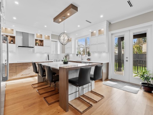 11586 84B Avenue, Delta, BC - Indoor Photo Showing Dining Room