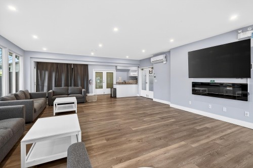 6030 Greenside Drive E, Surrey, BC 