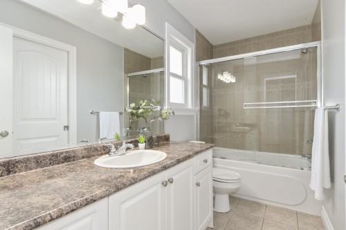 6351 167B Street, Surrey, BC 