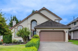19088 63b Avenue Surrey, BC V3S 8G5