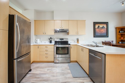 66-6050 166 Street, Surrey, BC 