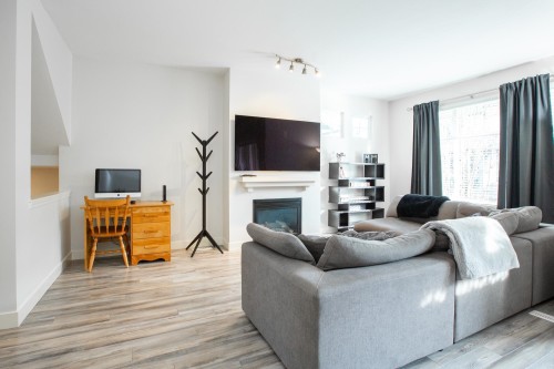 66-6050 166 Street, Surrey, BC 