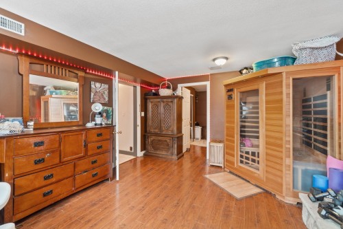 4900 200Th Street, Langley, BC 