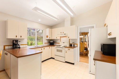 7642 Garfield Drive, Delta, BC 