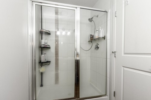 401-18755 68 Avenue, Surrey, BC 