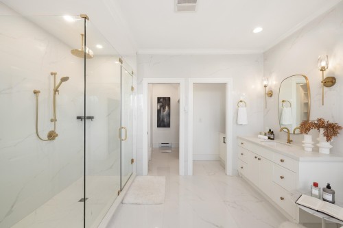 16283 29 Avenue, Surrey, BC 