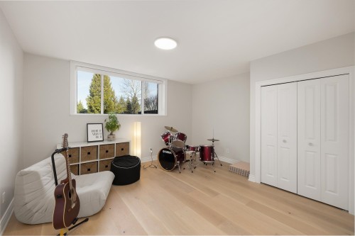 16283 29 Avenue, Surrey, BC 